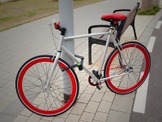 軽量・頑丈な折りたたみ式の自転車ロック「フォルディーロック」発売 画像