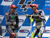 【MotoGP 第6戦】ヤマハ、ロレンソが3連勝…マルケスは転倒リタイア 画像