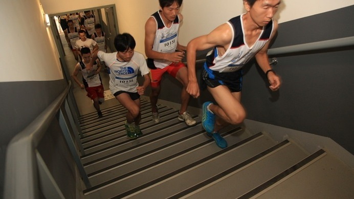 あべのハルカス階段垂直マラソン「HARUKAS SKYRUN」12月開催