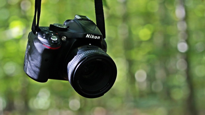 【Amazonタイムセール】本日まで！　Nikonのカメラやレンズ、ゴルフ距離計がお得！