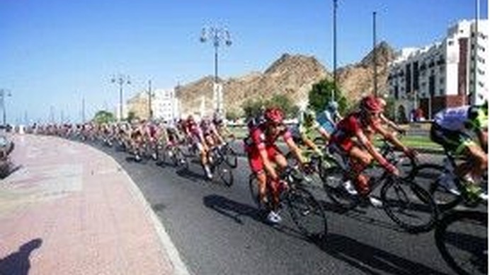 オマーンと日本の国交樹立40周年記念サイクリングとなる、「オマーンセンチュリーライド2012」が、友好と親善のスポーツイベントとして開催される