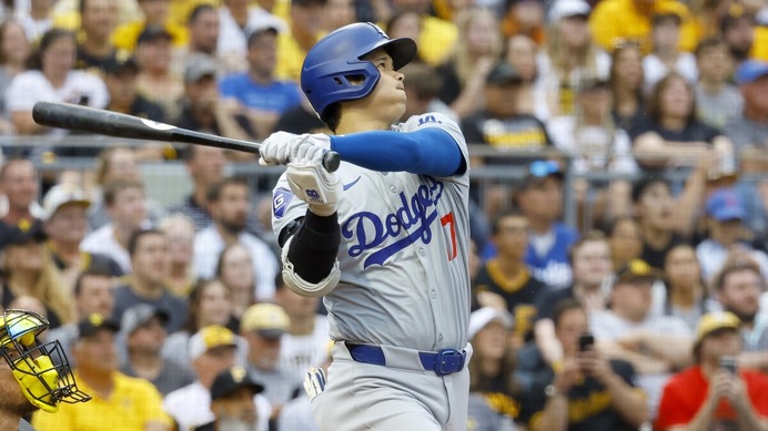 【MLB】大谷翔平、15号バックスクリーン弾で最強ルーキーを粉砕　「まさに偉大さの象徴」と米メディアも興奮