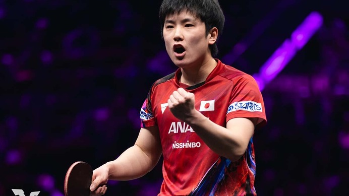 張本智和、躍進の“同級生”篠塚大登との打ち合い制し準決勝へ　注目の日本人対決に勝利でベスト4入り【WTTチャンピオンズ重慶】