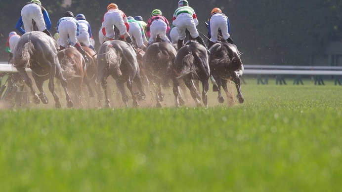 【オークス／馬場情報】「好位差し」が目立った土曜東京芝、夜間の雨で日曜東京芝は“稍重”スタート