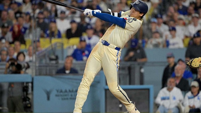 【MLB】大谷翔平、左翼への衝撃53号にロバーツ監督も賛辞「危険な選手」　4度目のMVP獲得も断言「実績を考えれば圧勝」