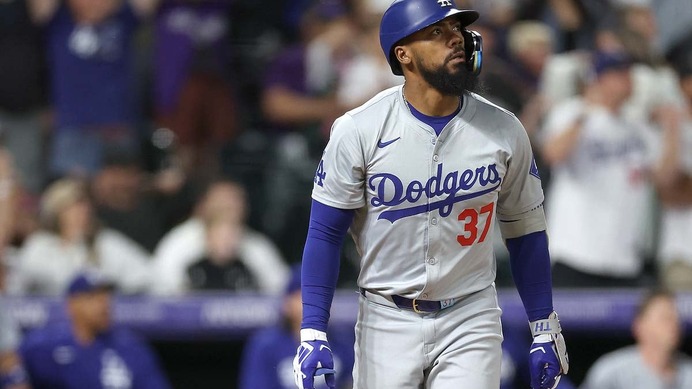 【MLB】怠慢？故障？テオスカーの“緩やか走塁”に地元メディアが憤慨「この振る舞いは許しがたい」　第1戦で殊勲打も……