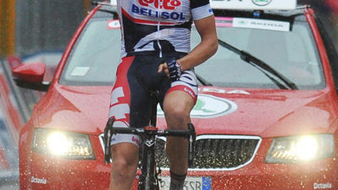 　第96回ジロ・デ・イタリアは5月10日にサンサルボ～ペスカーラ間の177kmで第7ステージが行われ、ロットベリソルのアダム・ハンセン（31＝オーストラリア）が2位以下に1分07秒差をつける独走で初勝利した。