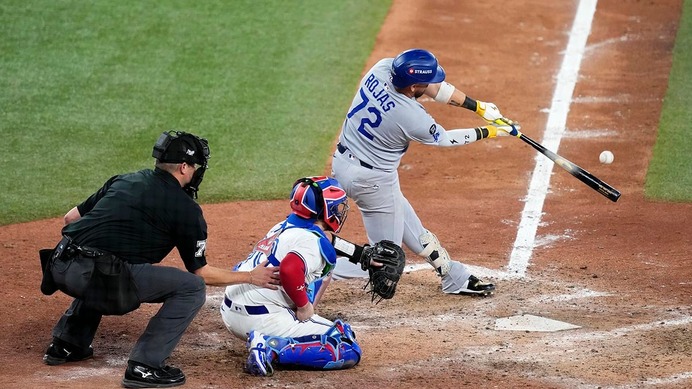 【MLB】崖っぷちドジャース、ロハスが最終回に起死回生の同点ソロアーチ　山本由伸が2連投でマウンドへ