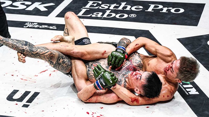 【RIZIN】萩原京平、秋元強真との“両者流血マッチ”で無念のTKO負け　朝倉未来戦ならず「こんなに頑張ってるのにって……」