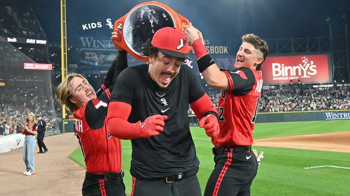 【MLB】シカゴを震撼させる村上宗隆と並ぶ“二つの砲台”　覚醒気配漂うモンゴメリー＆バルガスが打線けん引、本塁打数メジャーTOP5入りの破壊力