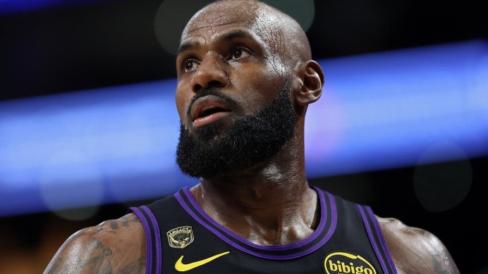 【NBA】「レブロンよりジョーダンが断然上」トランプ大統領、物議を醸す発言連発……「彼は人種差別主義者かも」