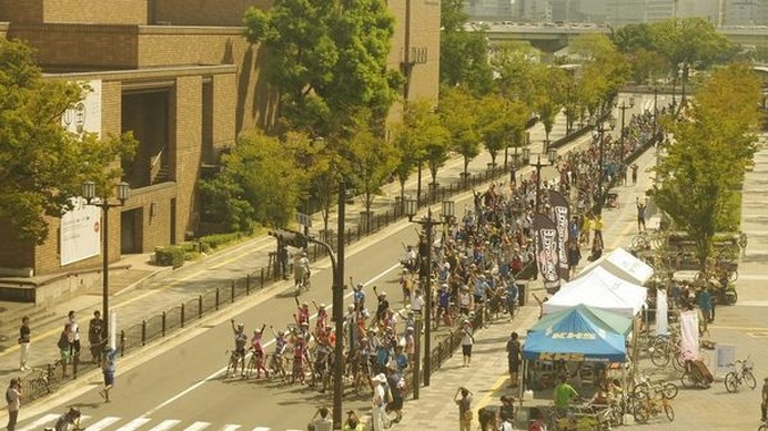 自転車の適正な利用と自転車レーンの必要性を訴える自転車イベント、「第4回御堂筋サイクルピクニック」 が4月20日に大阪市・中之島を中心として開催される。コースはなにわ橋周辺から出発し、御堂筋、長堀通り、堺筋を通る3.5km。参加費はアピール走行協力金500円で、