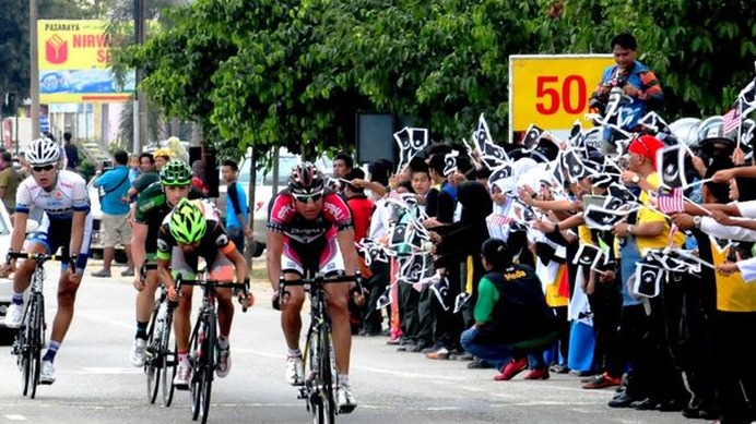 全10ステージで行われるアジア最大級の自転車ロードレース、マレーシアのツール・ド・ランカウイは3月6日、マレー半島をクアンタンからトレンガヌのマラングまで海岸線で北上する202.2kmで第8ステージが行われ、前日に続きチームプレーでオランダのテオ・ボス（ベルキン