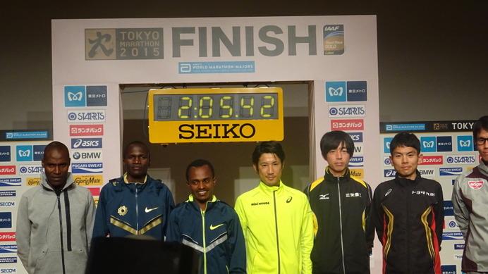 【東京マラソン15】「他の大会に比べて記録を出すのは簡単」新記録に自信　ツェガェ・ケベデ