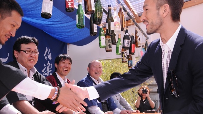 中田英寿らが日本の酒文化を発信「SAKENOMY」出展…ミラノ万博
