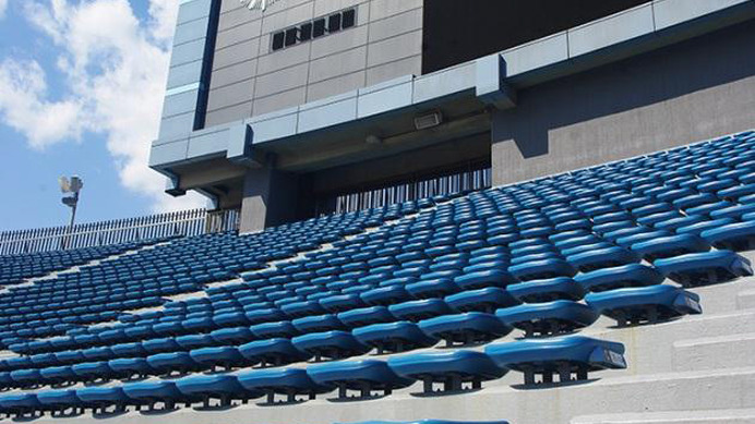 国立競技場のスタンドのシートが新たな椅子に…7月4日10時から販売