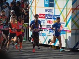 東京マラソン2016、35キロ過ぎ…東洋大学・服部勇馬が村山謙太かわし日本人トップ 画像