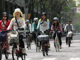 ベルギーとオランダの大使館を結ぶ都心部サイクリングでうららかな春を満喫 画像