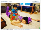 潮田玲子、スーパーマンに退治された？…にぎやかなハロウィンを公開 画像
