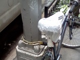 NY発、自転車サドル用の防水スプレー 画像