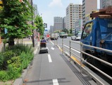 疋田智コラムは危ない専用自転車レーンを指摘 画像