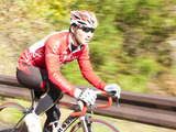 サイクリストに安全と安心を提供するアイウエア 画像