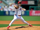 【MLB】「反射神経すごい」菊池雄星、“超絶”背面キャッチにエ軍公式Xが日本語ポスト「これはマジ神プレイ」 画像