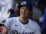 【MLB】大谷翔平、晩さん会で流暢な全文英語スピーチ披露「愛する妻、娘、そしてデコピンに感謝」　場内割れんばかりの拍手に 画像