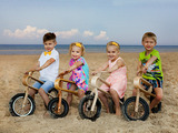 子供時代からおしゃれな自転車を楽しもう。バランスバイク「ZUMZUM」登場 画像