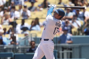 【MLB】5戦連発で球団記録に並んだ大谷翔平、次は“メジャー記録”の8戦連発に挑戦……カギを握るのはボストン名物「グリーンモンスター」 画像