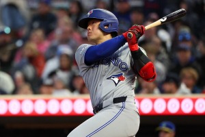【MLB】岡本和真、4番起用に“2打席連発”の満点回答「勝ち越し6号、追撃7号アーチ」　本塁打と打点でチーム2冠王 画像