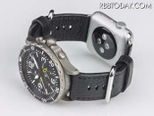Apple Watchと普通の時計を連結するバンドが登場 画像