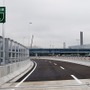 首都高速1号羽田線の約1.9km区間を新設更新するため、第1期となる上り線迂回路を設置。