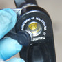 ペダルスピンドルには円周状の電極があり、そこにペダルポッドのコネクタを挿すことで電気的に接続される