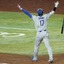 【MLB】大谷翔平の12号「万歳ポーズ」で思い出される“世界の王”の歴史的名場面　劇的弾直後の姿に注目「アリゾナの信じられない夜」 画像