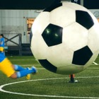 「ウオォーッ！」「ウァーッ！」丸山桂里奈が巨大サッカーボールにふっ飛ばされる新CM公開 画像