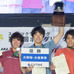 第13回ボルダリングジャパンカップ男子表彰台。優勝の藤井快（中央）、2位村井隆一（左）、3位楢崎智亜（2018年2月4日）