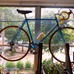 水色のアルミ製自転車「PALETTIEパレッティ」木製リムが使用されている。