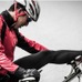 　自転車ウエアのスゴイが冬場のサイクリングタイツ3種をリリース。それぞれの利点と使い分けで寒い冬でもアクティブに乗ろうと提案している。しなやかで暖かな、伸びのよいミッドゼロ素材のタイツを3タイプそろえている。