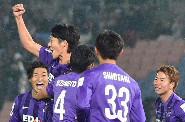 マリノス ユニフォーム 沸騰