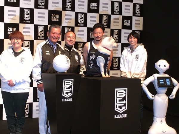 川淵三郎会長 バスケで奇跡を 日本男子プロバスケットボール Bリーグ のトップスポンサーにソフトバンク Cycle やわらかスポーツ情報サイト