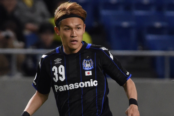 専用【宇佐美貴史】 宇佐美貴史、アウグスブルク移籍に強い決意「人生をかけた再挑戦