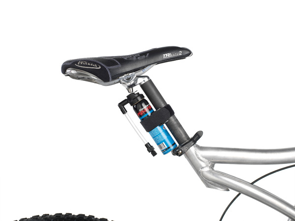 自転車 簡単 に パンク させる 方法