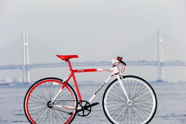 デローザとコカ・コーラのコラボサイクル発売へ | CYCLE やわらか