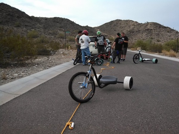 大人のための電動ドリフト三輪車、開発中 2枚目の写真・画像 | CYCLE