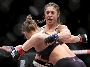 【格闘技】「ラウジー様強すぎでしょ」敵地で34秒殺！女王ロンダ・ラウジーがコヘイアを一蹴…UFC190 画像