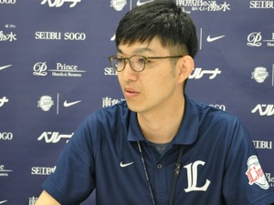 プロ野球人気に女性力…埼玉西武ライオンズ、ヨガ女性との新たなコラボ 画像