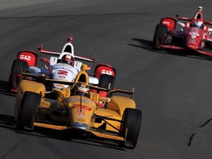 【INDYCAR 第15戦】サバイバル戦をハンターレイが制す 画像