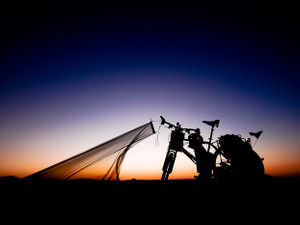 3大陸を4年かけて自転車で走破、男女の旅の物語 画像