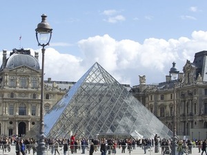 ルーヴル美術館で『3DSガイド ルーヴル美術館』を試してみた 画像